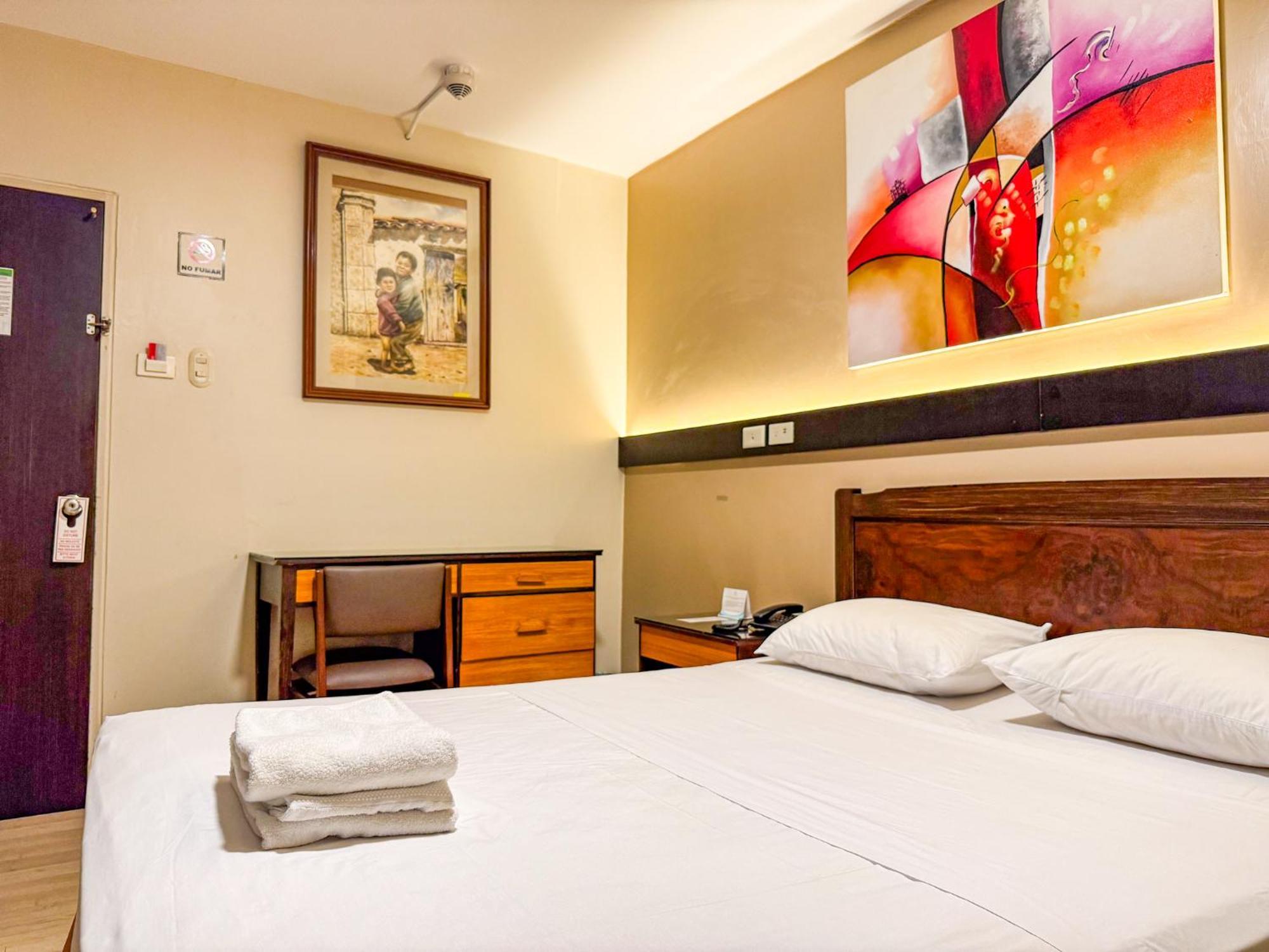 Gh Alexander Hotel جواياكيل المظهر الخارجي الصورة