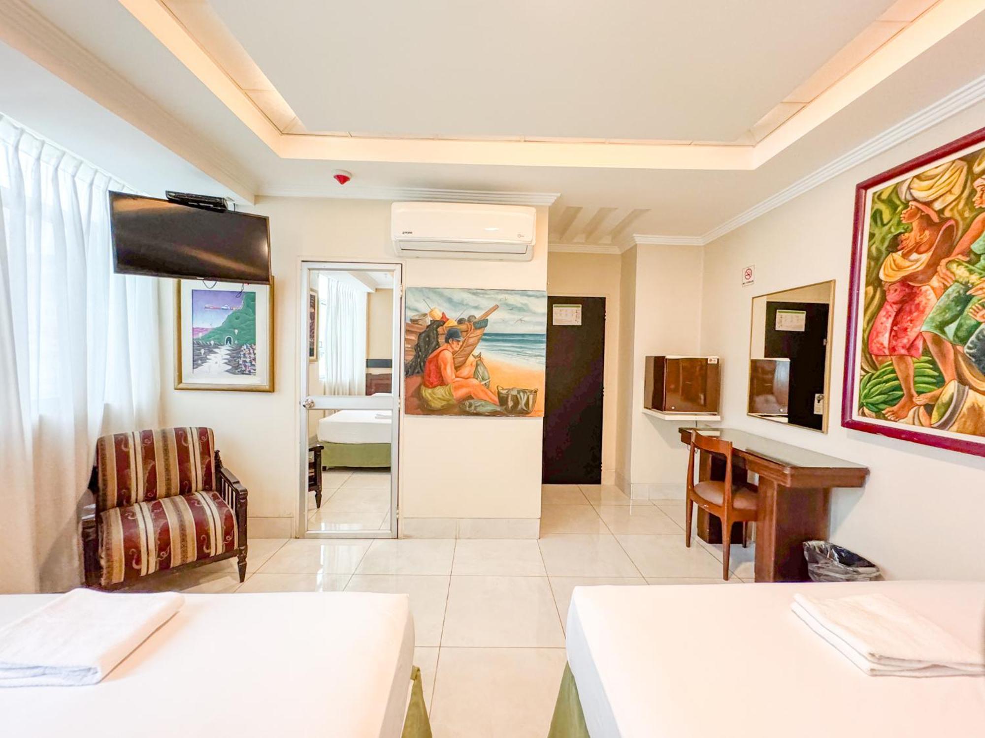 Gh Alexander Hotel جواياكيل المظهر الخارجي الصورة
